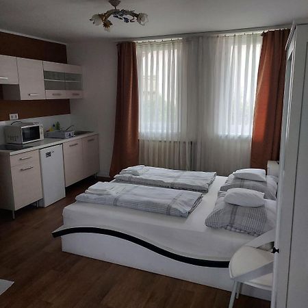 Petra Vendégház Szekszárd Exterior foto